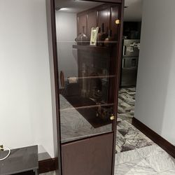 Showcase Cabinet