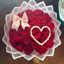 Bouquet With A Heart Shape💝🎀