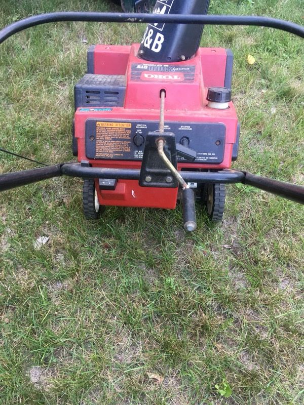Toro snow thrower/blower CCR 2500 GTS 5.0 HP for Sale in Dracut, MA
