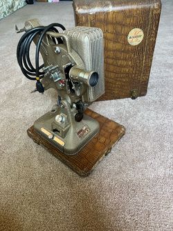 VTG 50’s Keystone Belmont 16mm Movie Projector (Model K-161)
