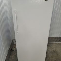 Summit 20.5cu ft Commercial/Garage Ready Upright Freezer Frost-free
