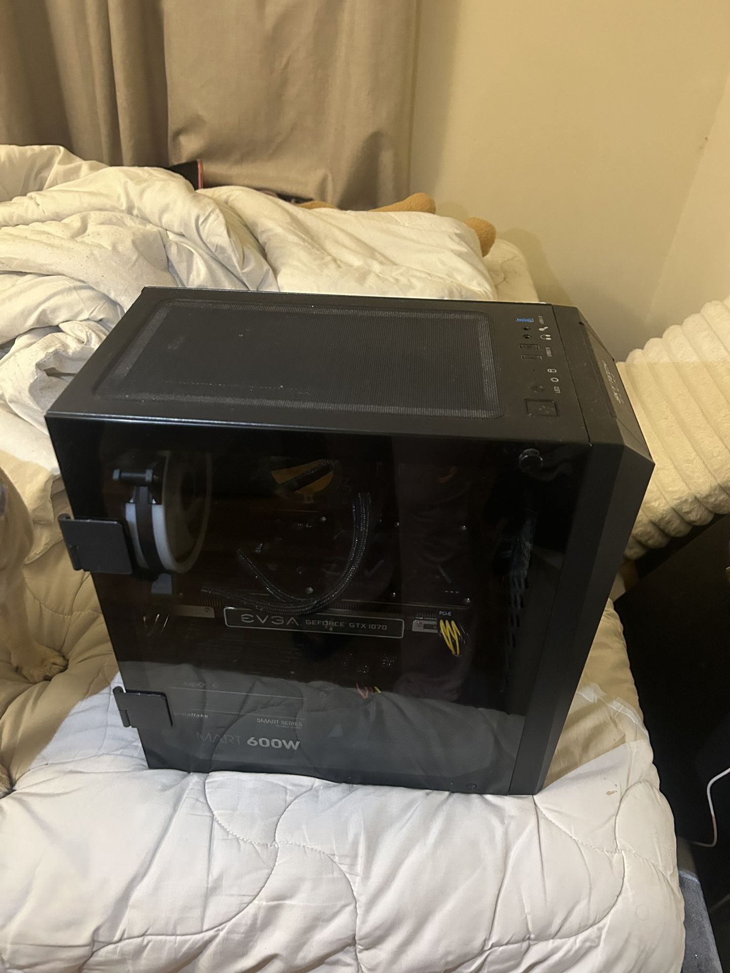 Gaming PC 1070 Gpu 10400F CPU