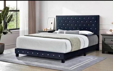 Queen bed with mattress $299