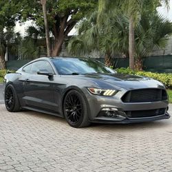 Ford Mustang GT 5.0 2015