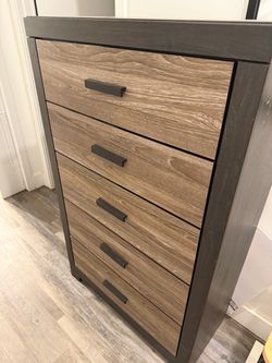 5 drawer tall dresser