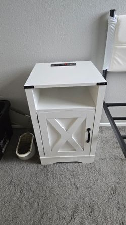 Modern Farmhouse White Nightstand / End Table with Charging Station