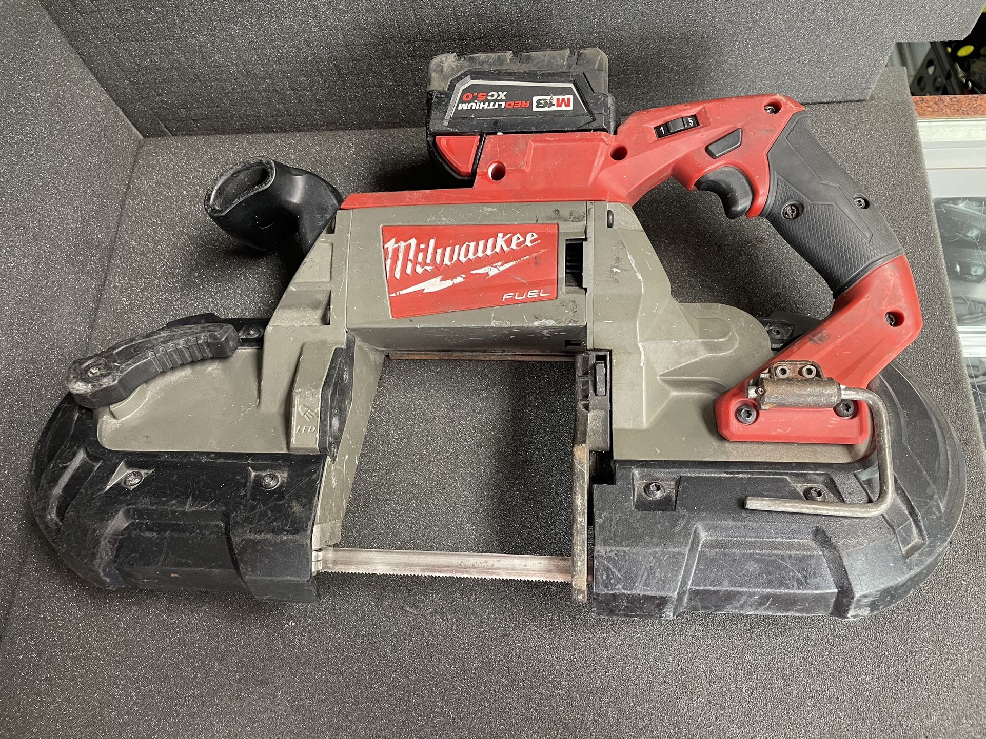 Milwaukee M18 Band Saw + Battery