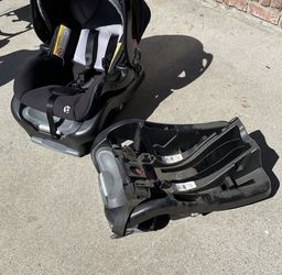 Car Seat With 2 Base
