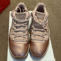 Women’s Jordan retro 11 Size 9.5 $75