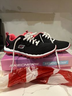 Sketchers women’s shoes size 7.5