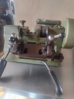 Flat keys  Key Cutting Machine