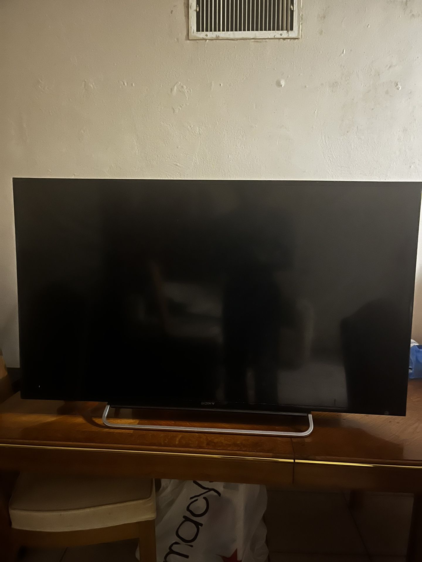 Sony KDL-48W600B 48” LED Smart TV – No Power Cable Included