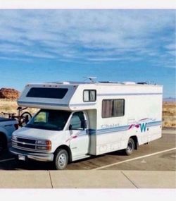 Winnebago Chalet Class C Motorhome RV