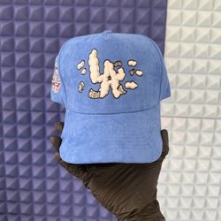 31 Hats "LA Blue Clouds"