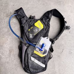 Camelbak 70oz 2L