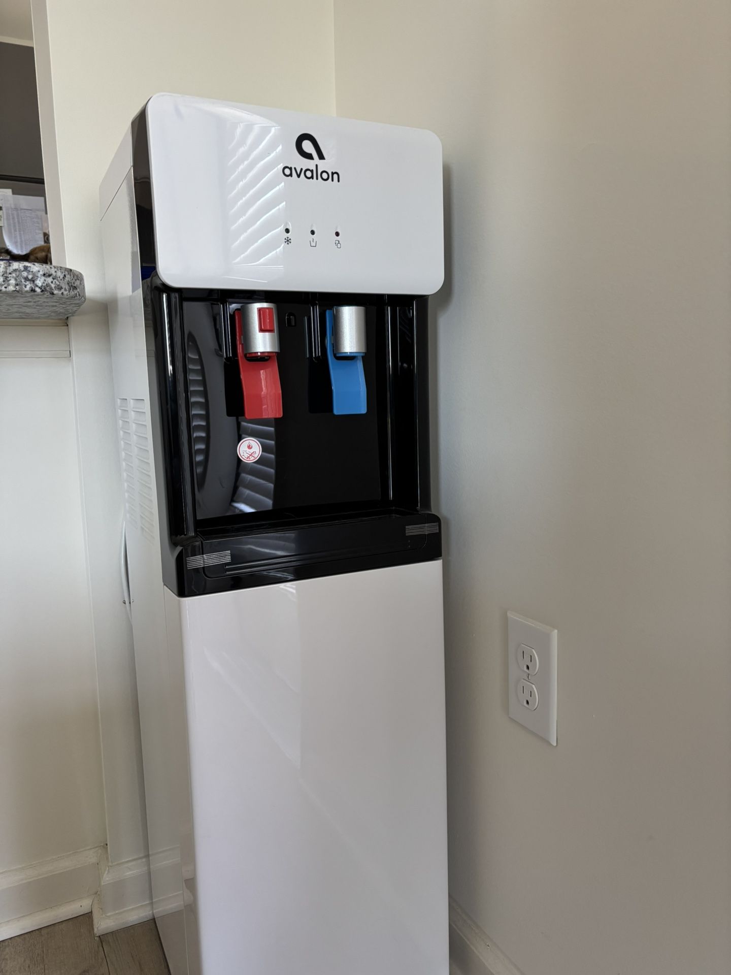 Water Dispenser