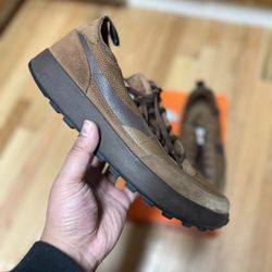 NIKE GENERAL PURPOISE SNEAKER