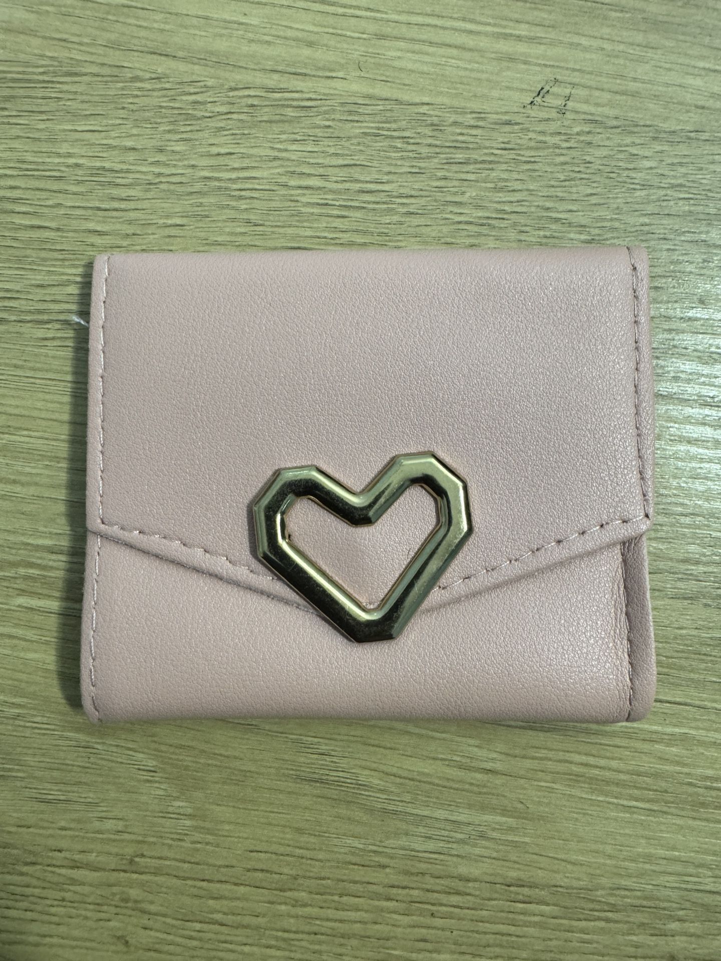 Wallets For Women - 5$ EACH - Can Deliver In Miami