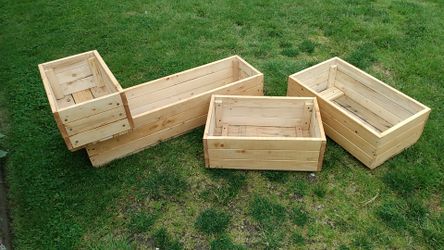 4 growing box's for vegetables and flowers