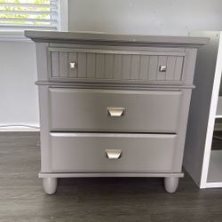 Gently Used End Table 