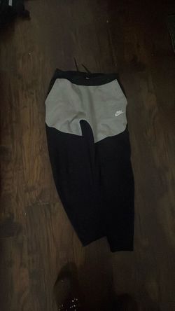 Nike tech sweats