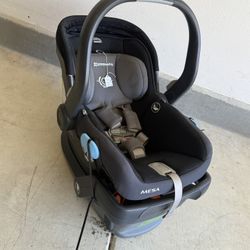 Uppababy Mesa Infant Car seat and Base