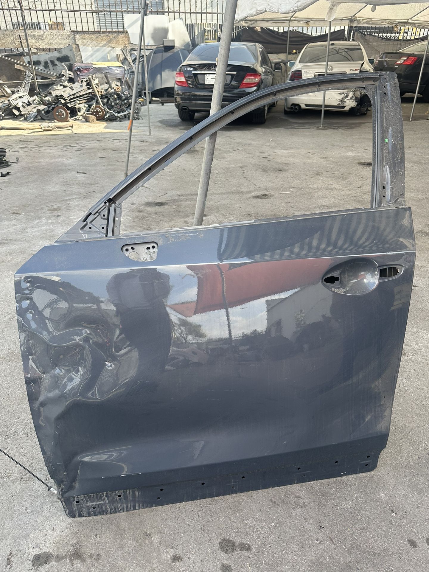 17 - 24 Left Front Door Mazda CX-5