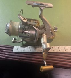 Pacifica P6000 spinner reel