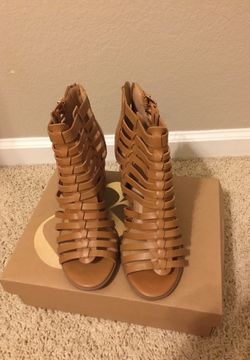 Women’s size 9 Carmel heels, Charlotte Russe