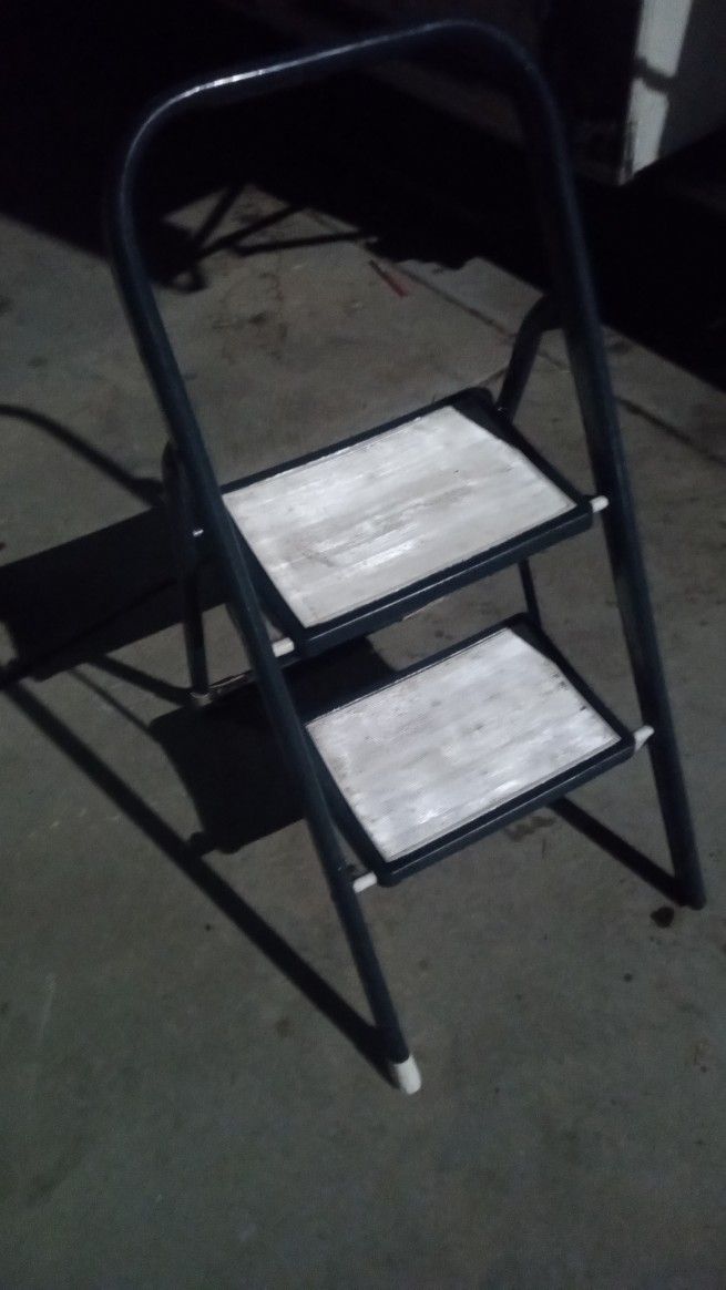 Step Ladder