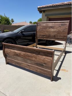 Queen Sleigh Bed