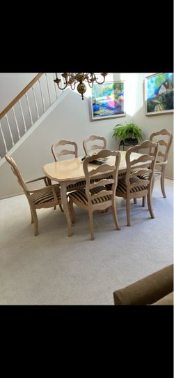 French Provincial Dining Table and Chair Set