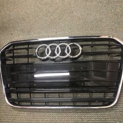2013 Audi A6. Grill OEM