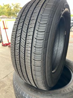 255/60/18” GOODYEAR, Like New