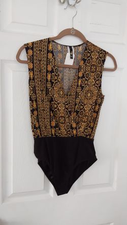 NEW - Gold Tones Bodysuit  ( M )