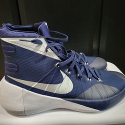 Nike Hyperdunk-12.0