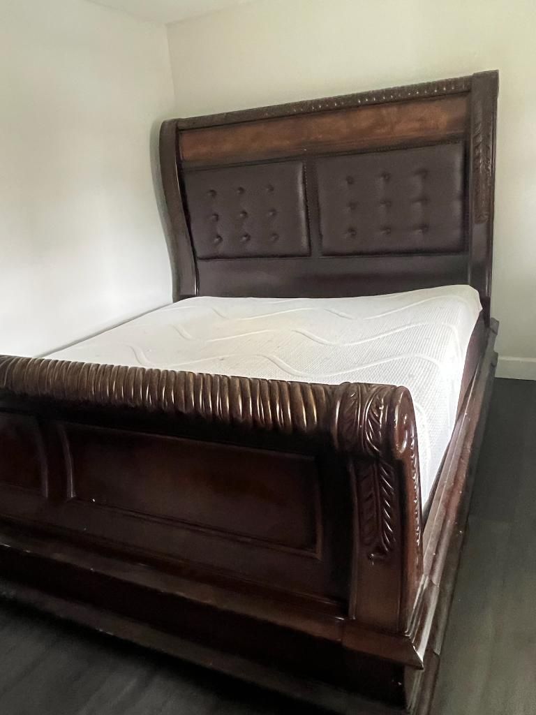 King Bed For Sale 