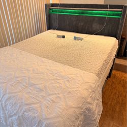 Queen bed frame with Tempur-pedic mattress