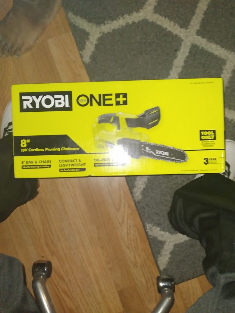 Ryobi   8in  18volvt  Cordless Pruning  Chainsaw