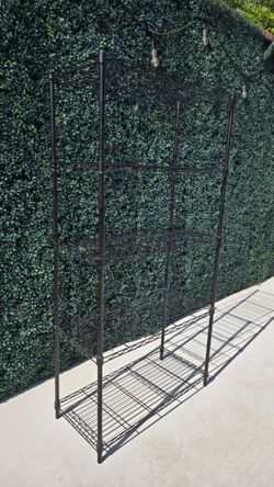 Black wire shelf
