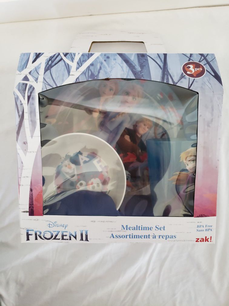 NEW Frozen II Mealtime Set
