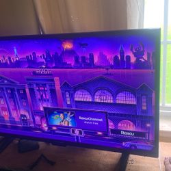 Tv With Roku And remote For Sale