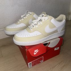 Nike Court Vision Low  Light Khaki/White  Size 10.5