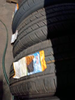New SET of tires 225 65 17