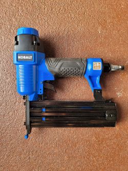 Kobalt 18-Gauge Pneumatic Brad Nailer (Model KBAT161001)- New Never Used