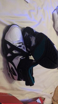 Nike Air Unlimited-Size 13 Very Gently worn. Black/ white-deep emerald for  Sale in Charlotte, NC - OfferUp