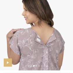 Kindred Bravely Womens Universal Labor Delivery Gown Floral Short Sleeve  for Sale in Santa Rosa, CA - OfferUp