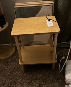 small charging / usb table