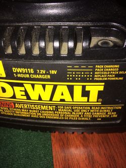 Charger dewalt