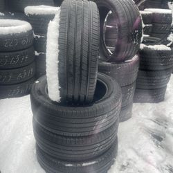 235/55/19 Michelin 235/55R19 set of matching used tires in great condition 300$ for 4 tires plus tax.  Mount available but not included. City tires  1
